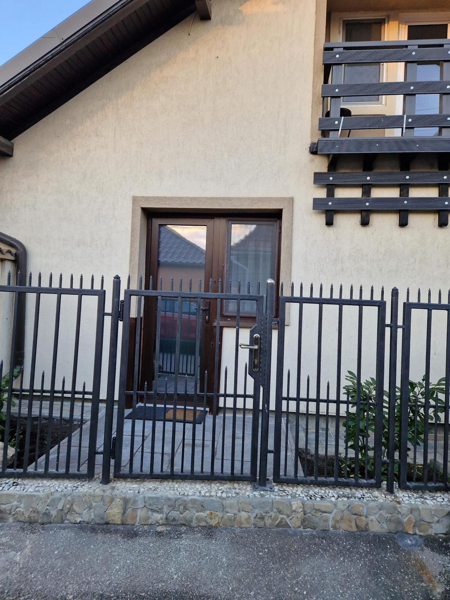 Rasnov Retreat Hotel Eksteriør billede